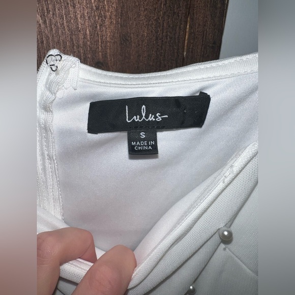 Lulu’s ivory pearl mini dress - size small - Picture 4 of 4